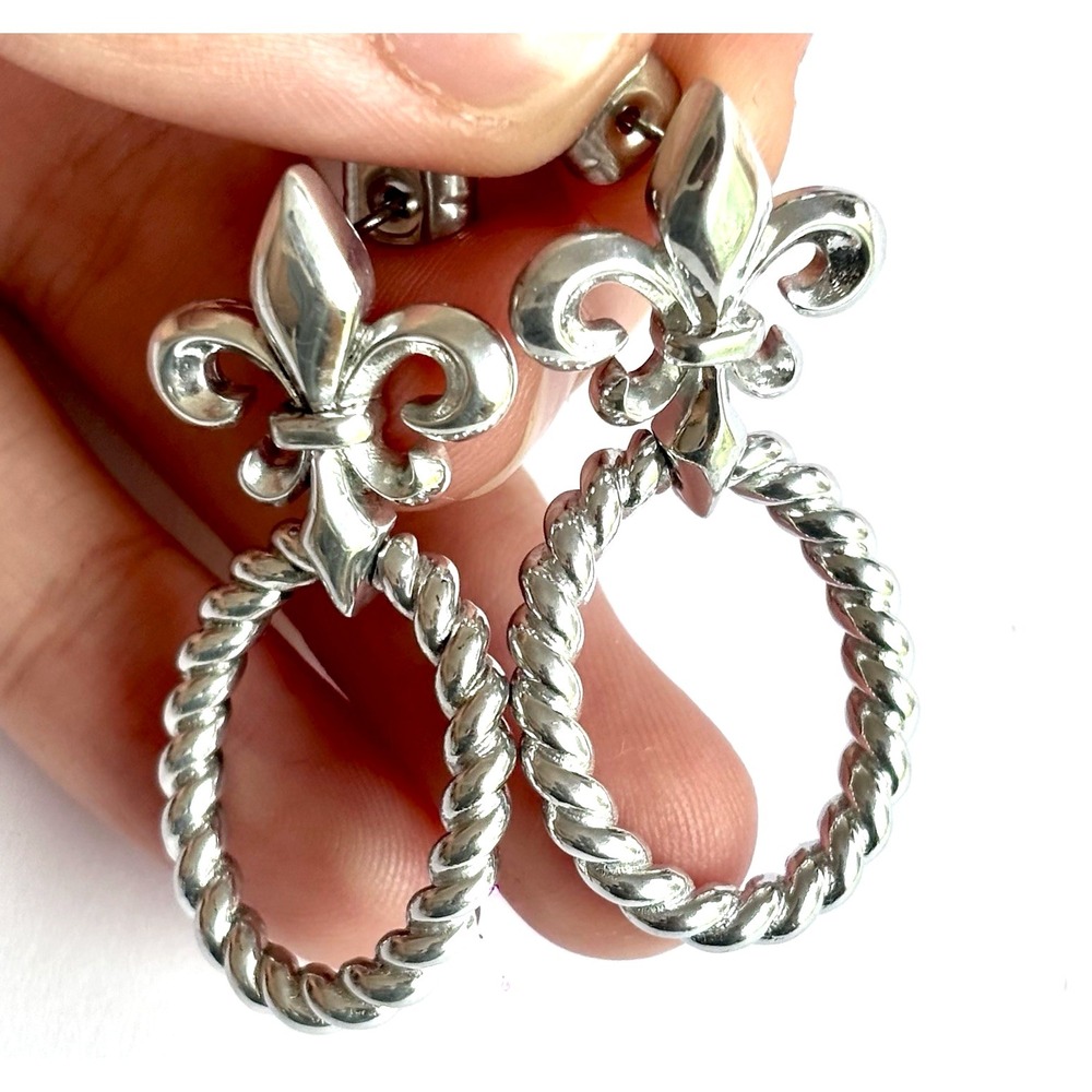 Arthur Court Aluminum Dangle Earrings 1.5 In Fleur De Lis Discontinued Jewelry